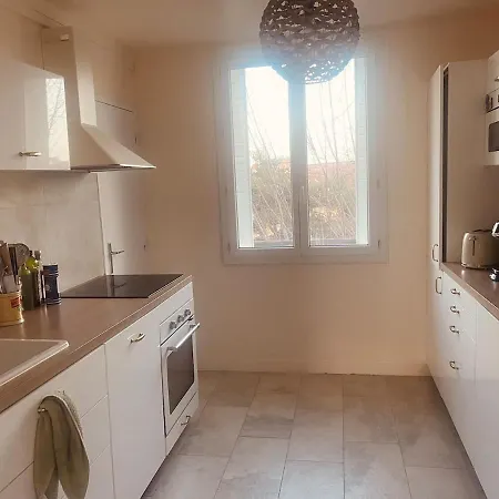 Appartement Cozy Near Center And Train Station *